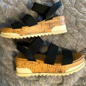 Trendy Platform Sandals